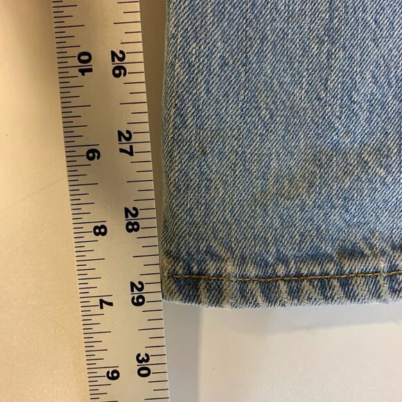 Levi's Men's Classic 501 Cotton Straight Leg Button Fly Distressed Jeans Size 35 - Picture 15 of 15